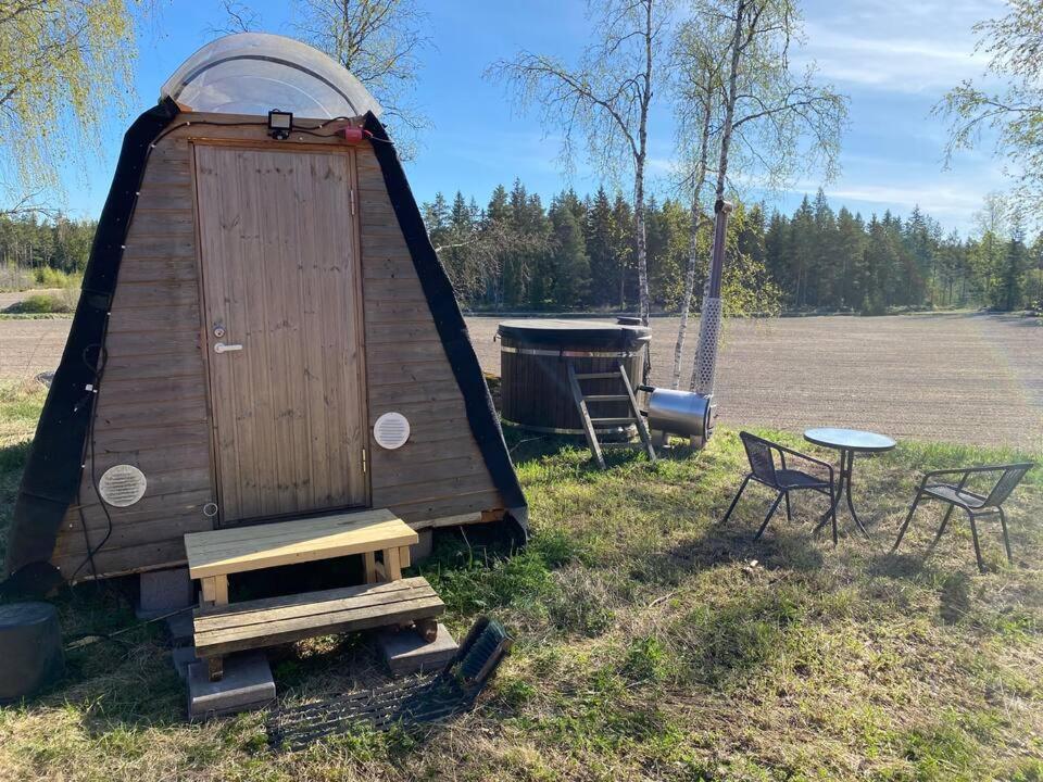 Niiralan Tila : Starlite Cabin Laitila Exterior photo